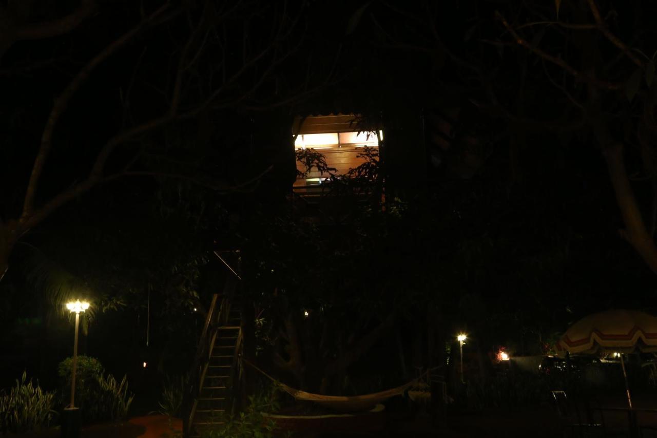 מלון אליבג Outpost@Alibaug מראה חיצוני תמונה
