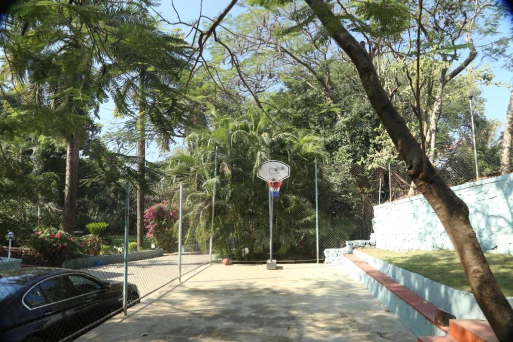 מלון אליבג Outpost@Alibaug מראה חיצוני תמונה